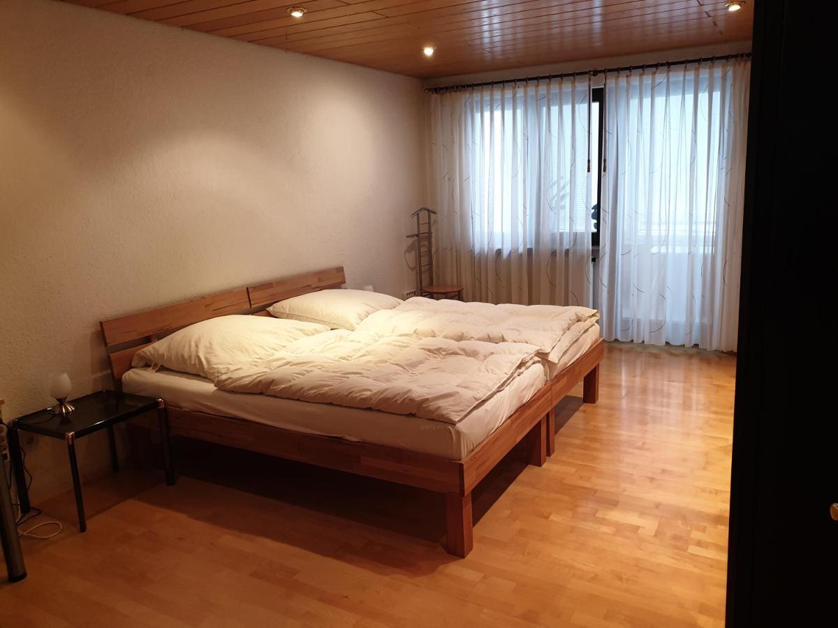 Wohnung Fuer 4 Personen, 2 Schlafzimmer, 2 Parkplaetze, Wlan Constance Extérieur photo