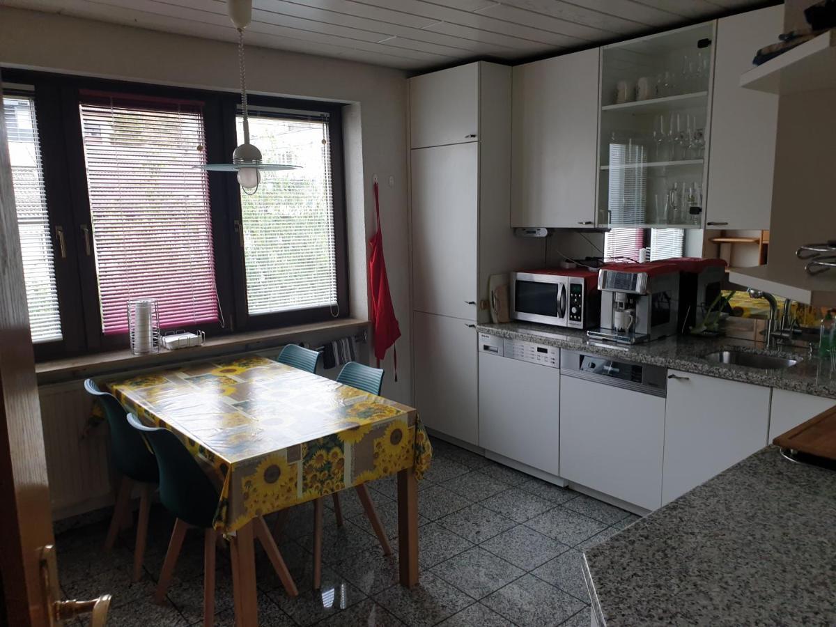 Wohnung Fuer 4 Personen, 2 Schlafzimmer, 2 Parkplaetze, Wlan Constance Extérieur photo